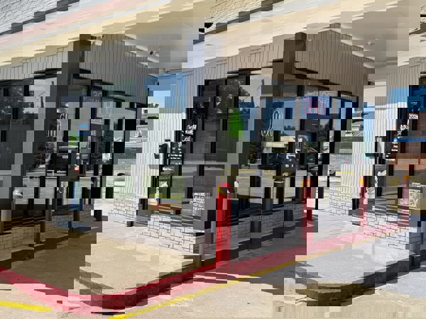 SugarLeaf Dispensary logo