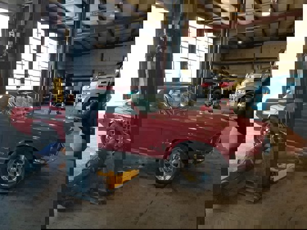 Tom and Dan's Tire Service logo